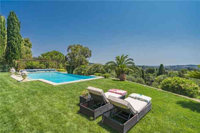 location vacances maison-villa&nbsp; Alpes-maritimes